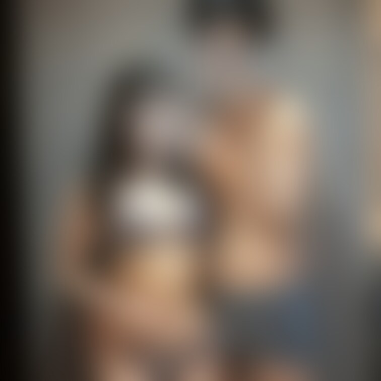 エッチな美人ラウンジ嬢ちゃんと遊んできた。
動画は後日ベーシックプランで公開