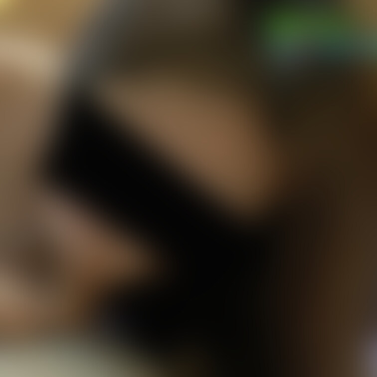 昨日ラブラブ中出し性行為をさせて頂いた女子○生❣️
まだ○○○なのでご覧の通り張りのある身体に綺麗な肌😊
その素晴ら