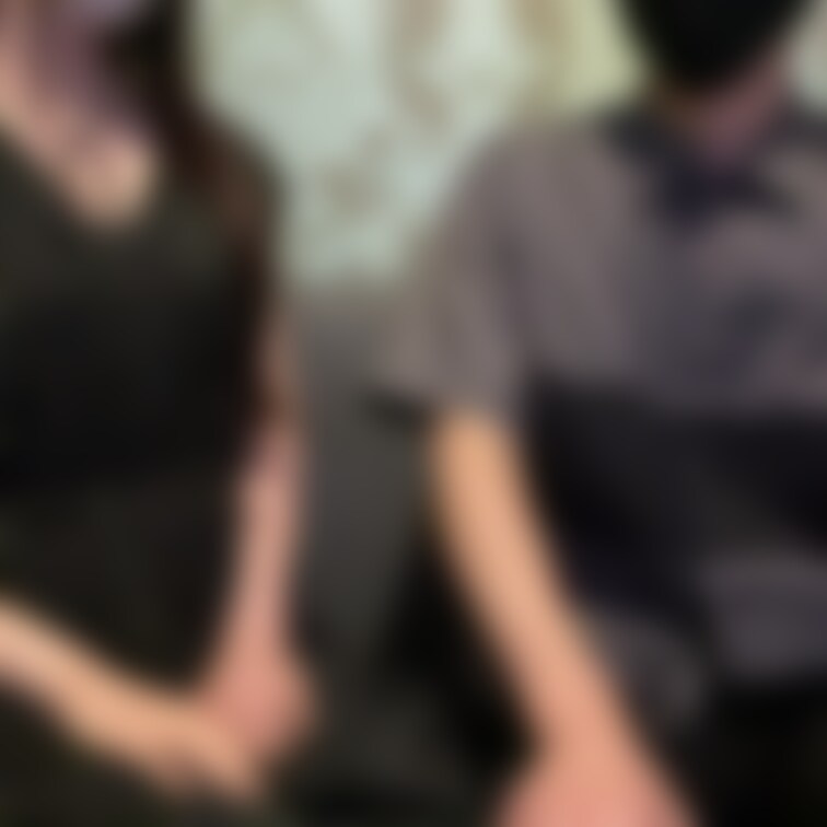こんばんは！
これはエロ動画・・・？
動画の半分以上はまるで４流コメディのようです・・・笑
ちょっと僕達、、、今どこへ向