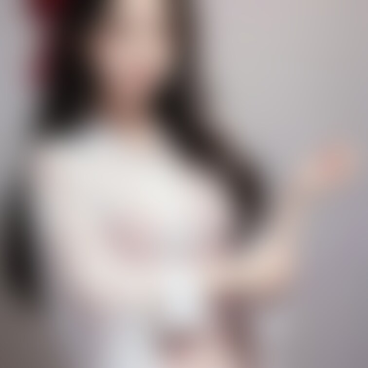普通のポートレート写真 第2弾
ピンク系の私服。、これらでデートしてくれる人募集中だよ
