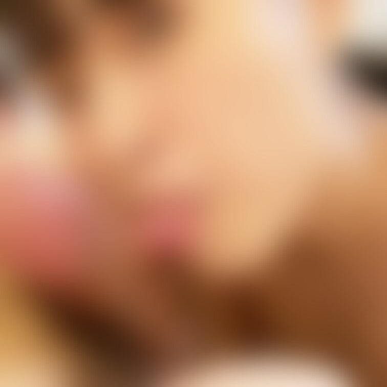 【ナチュラル系にこにこ美少女】悪戯っぽく肉棒ご奉仕、ぷっくりとした唇と舌に興奮させられます🫦💕※スタンプなし✨

彼