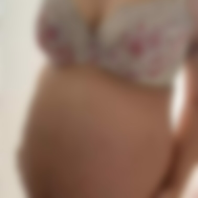 ちょっと暗いけど見えるかな❓
おっぱいに🐮たっぷり詰まってるよ☺️💓
