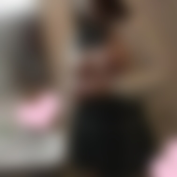 ●パンチラフェラ#1 Sakiちゃん制服編
https://myfans.jp/posts/0fa16634-ef0b