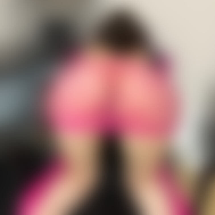 Xの続きです🧡えちえちボディコンでちん媚び四つん這いオナニー😖🧡どっちの穴でもいいから使って下さい😖🧡

💋直接連絡
