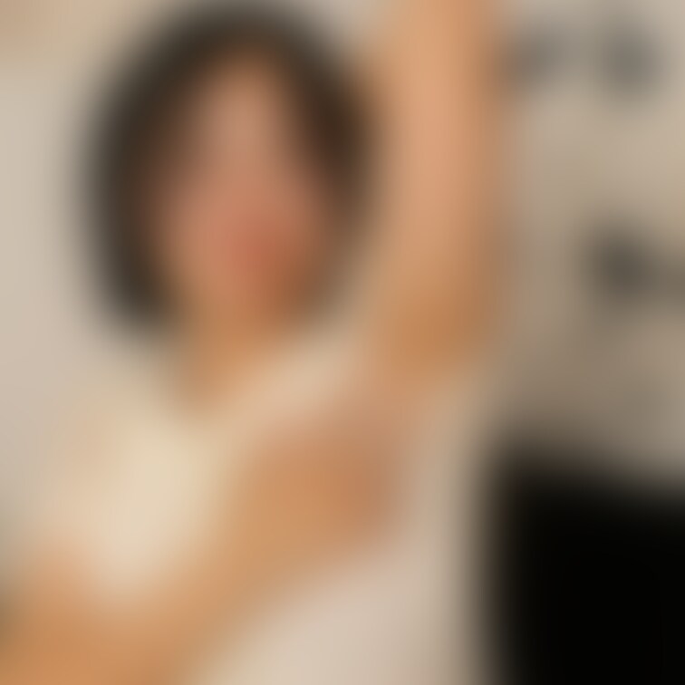 【Premium model】#023_佐々木優衣
「ド変態佐々木ちゃんのガニ股ピース(#^.^#)」(14/26ペ