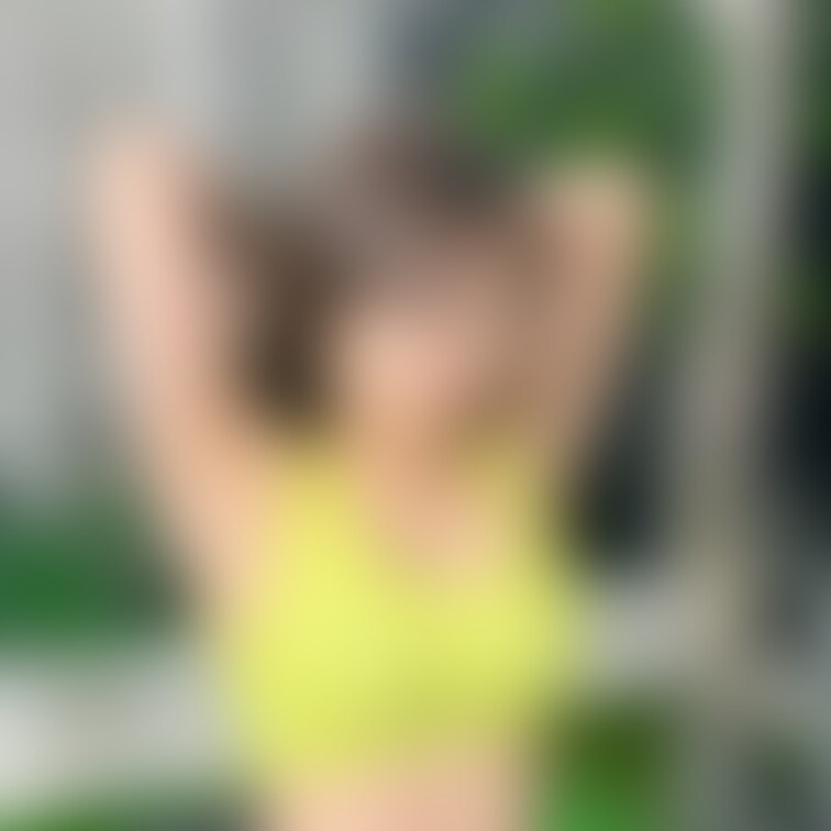 ↑上の【♡いいね】を押してから画像をご覧頂くと…😳↑

［追い込まれる美女💦］

 ※こちらはお試し用サンプルで