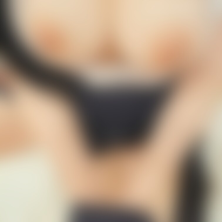 てぁちゃんに撮ってもらったおっぱい3
絞ってるポーズはしてほしい！って言われたんだ🫧
カメラがいいとめっちゃ綺麗に撮