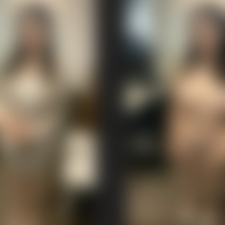 着衣と脱衣を並べた画像です。画像№34