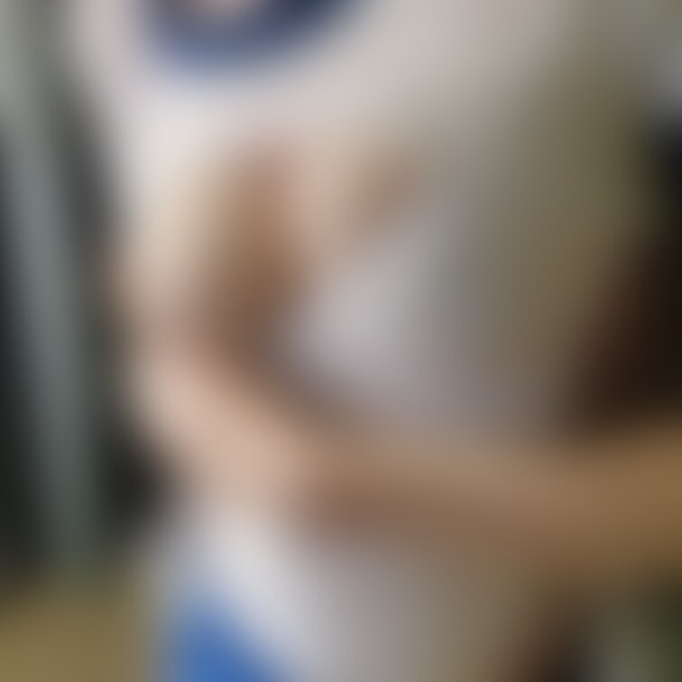 ちくび見せろって、先生が言うから…。
