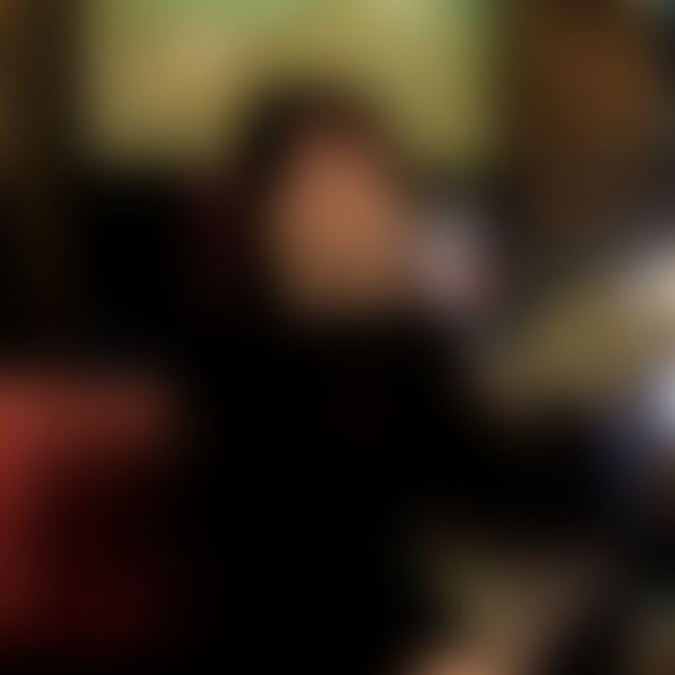 まり23歳看護師

夜勤明けのところ、ホテルに呼びつけて○○○束。
目隠しして○○○束したので、何されているかわか