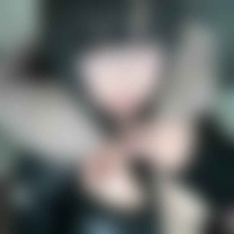 ダウンは……多分全裸で着た方が暖かい！
(羽毛毛布理論)

かもめのクローゼットには秋服全然ないので
今年のこの