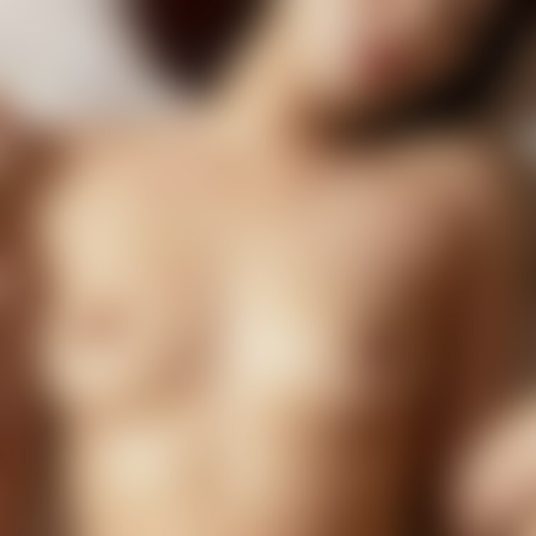 【主観正常位写真集】右下の全画面ボタンを押してご覧ください。