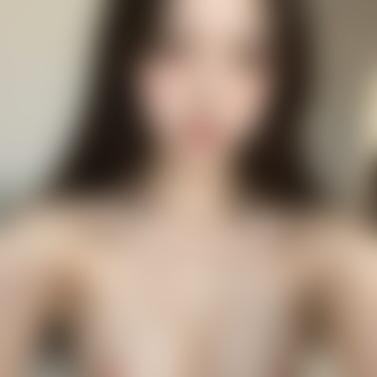恥ずかしいけどおっぱい初公開、、
かわいい？