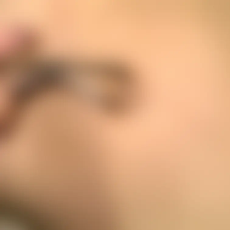 おへそをいじられた事はないそうでたっぷり堪能
した時の写真です。