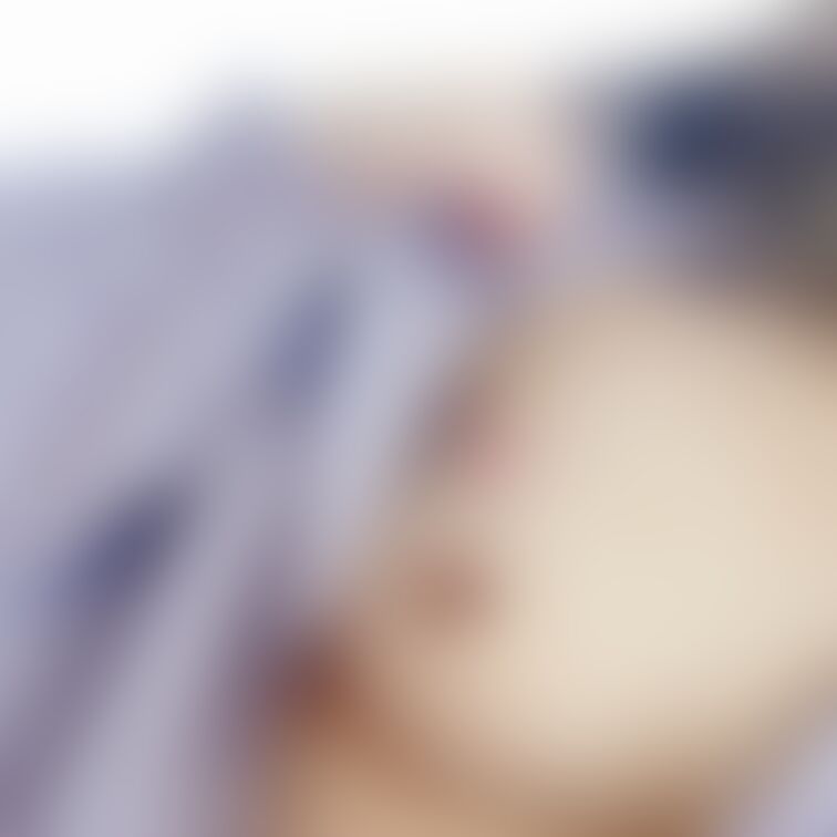 🤭Smileぷらん🤭
今日はノーブラでお出かけ♡♡
お散歩途中の道路でボタンはずしておっぱい出してみちゃった🙈💞