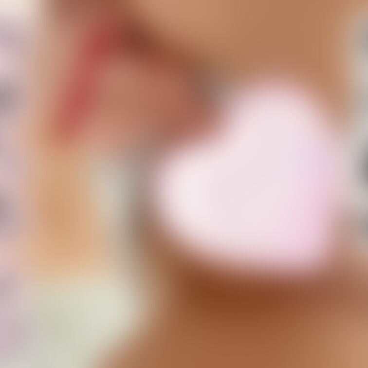 💜♪『裏アカ女子つむぎの顔面騎乗位視点おまんちょ🩷』♪💜


つむぎはクリも中も大好きなの🥺💖💖
クリをよだれベ