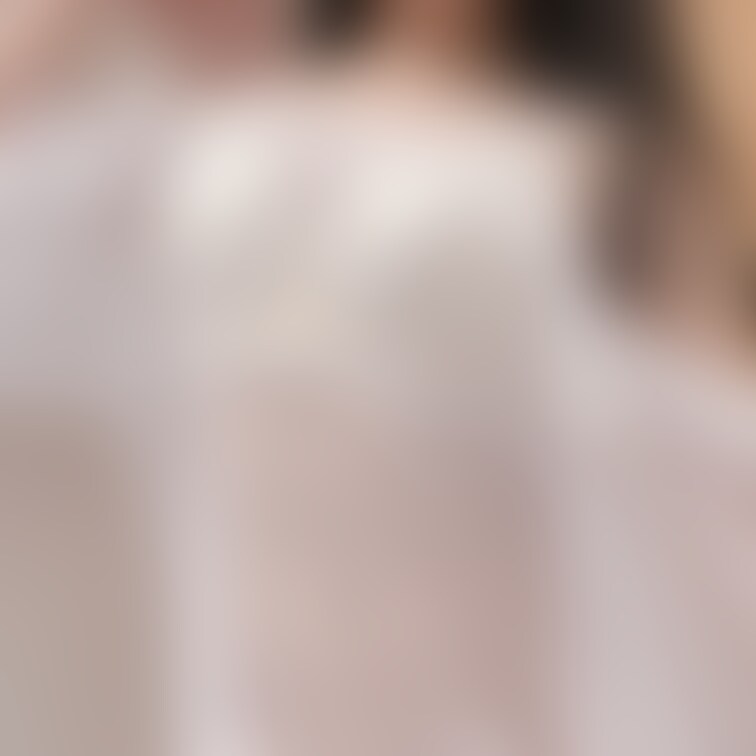 フォロワーさんからもらった衣装パート2です♡
土日はこれで動画撮ります♡