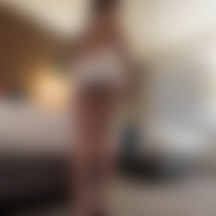 でもぉ、、、
裸よりぃ、、着衣の方が、、、
エロいよね。。。