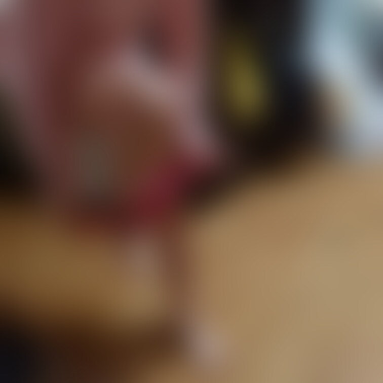 1枚目はボツにした画像。2枚目はおりものシートをゴミ箱にポイした画像。（回収済み）

