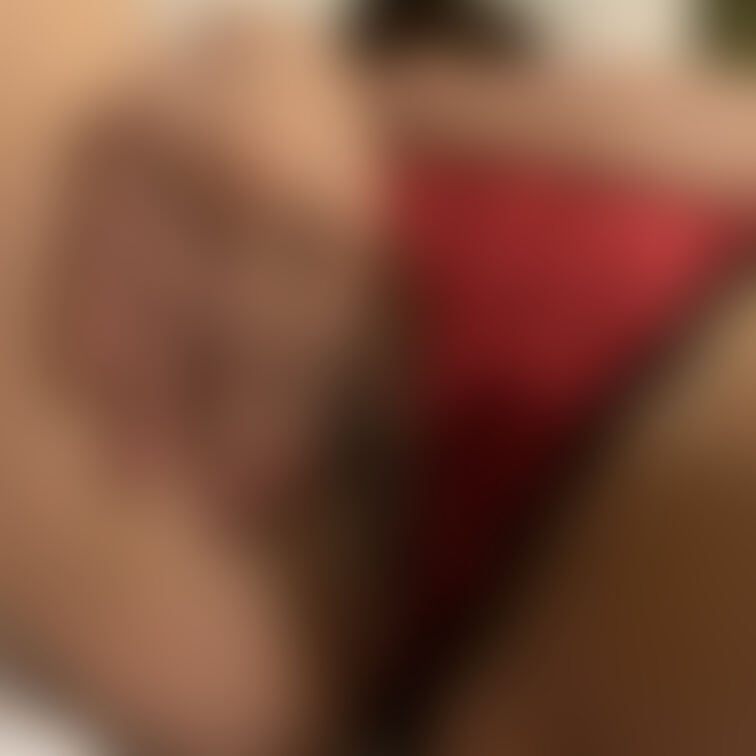 はみ出し、、、
じゃなくって、、モロだし、、だよね。。。
