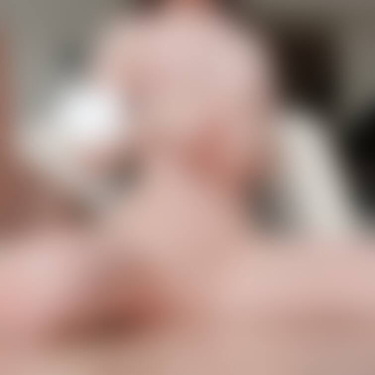 ヌード写真集①
Xでは載せれないまゆのおぱいが見れちゃいます🙈
珍しすぎるヌード写真も💕
5枚セットです