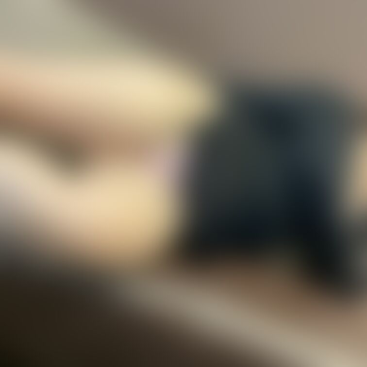 妻が下着姿に…