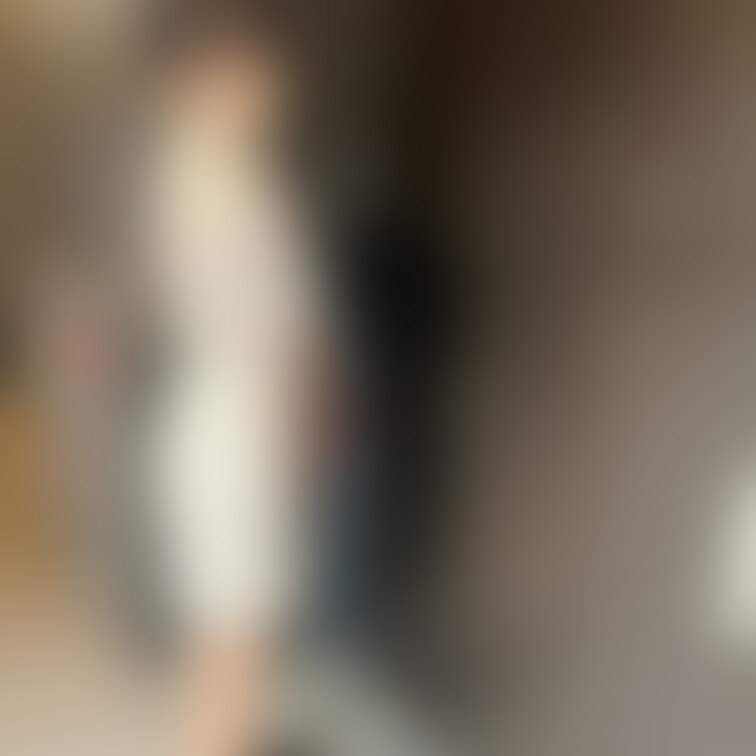 いただいたワンピースめちゃくちゃ可愛い🫣🩷
ノーブラノーパンで出歩いたのは内緒だよ🤭
明日は動画投稿します🫨!