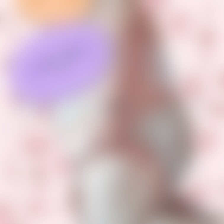 (*ﾟｰﾟ)vｵﾊﾖ♪
見て見て〜このおっぱい乳首が大きくなって立っちゃった💖💖に見える𐤔𐤔𐤔
こんなふうに大きくな