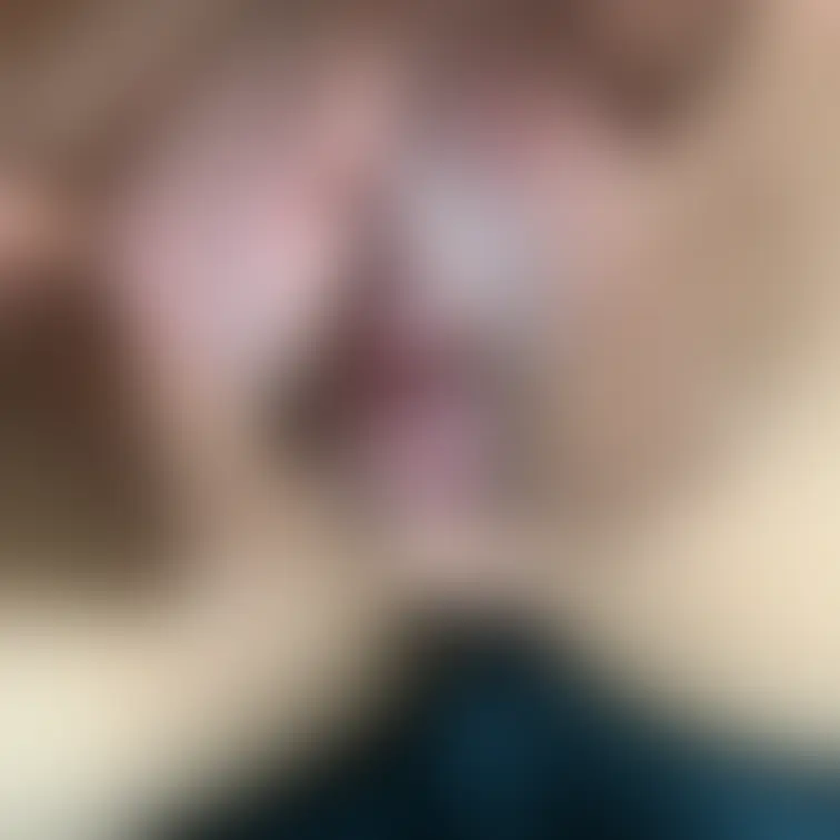 パンツと脱いだ後のおまんこ