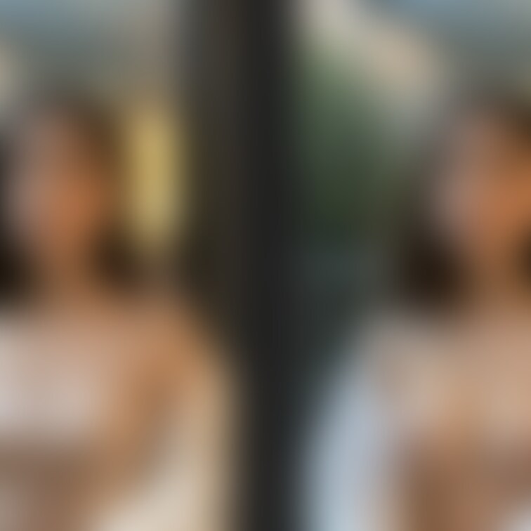 着衣と脱衣を並べた画像です。画像№99