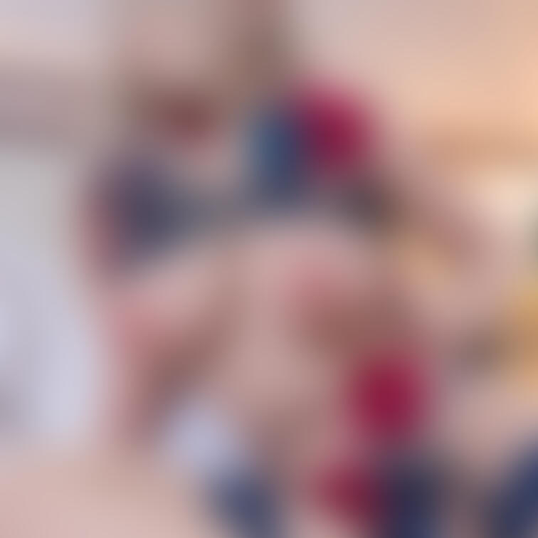 ずらしブラ💙
ぷっくり❤️