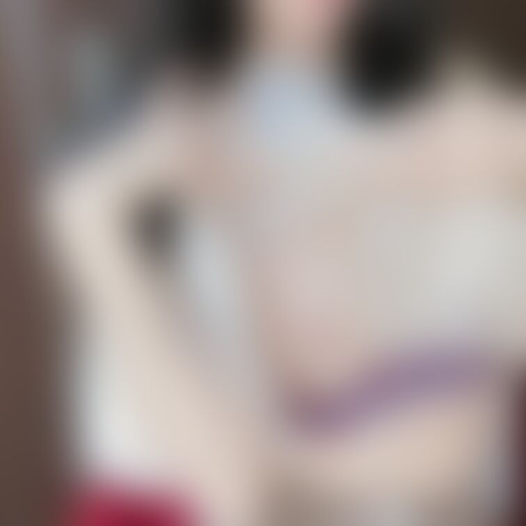 【無料プランで見れます💕】
乳首見せつけてお洋服抜いじゃいました……💕
