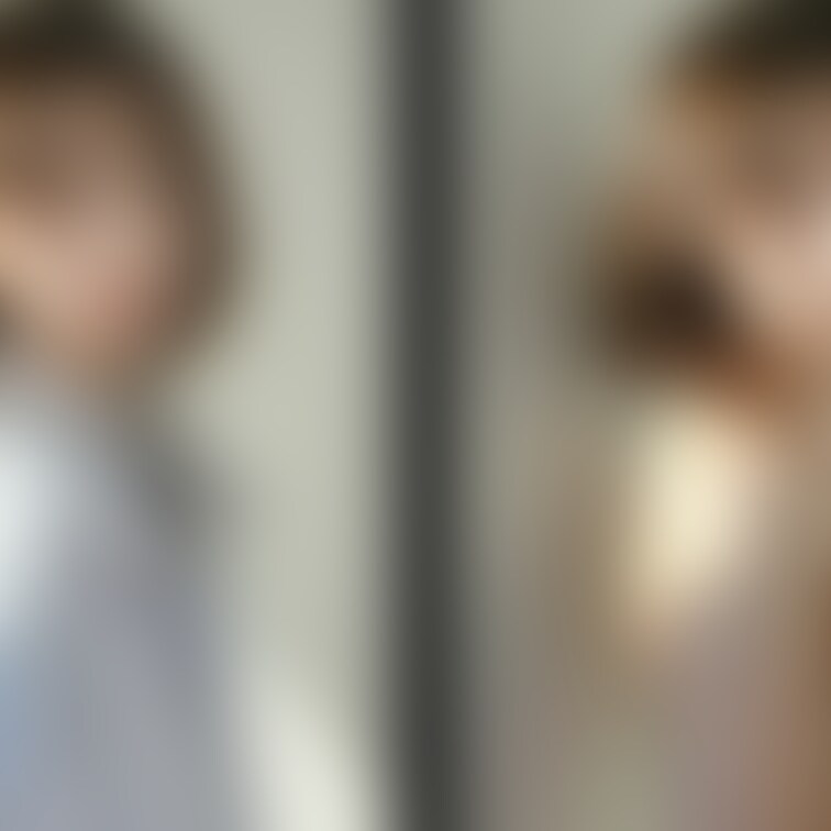 着衣と脱衣を並べた画像です。画像№1093