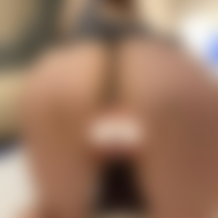 肉便器奥様とのプレイの画像になります。
ぜひ色んな方にふわふわおっぱい、バキュームフェラを堪能していただきたい。
