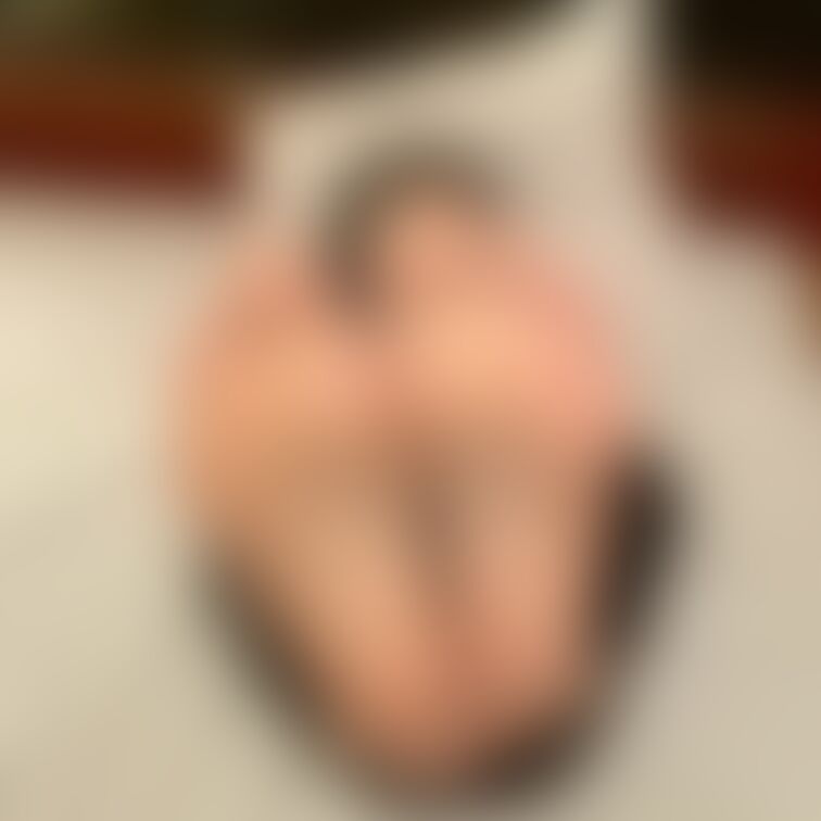 フォロワー万超えTikToker Y.Kちゃん(20)③

足のサイズ:24.5cm