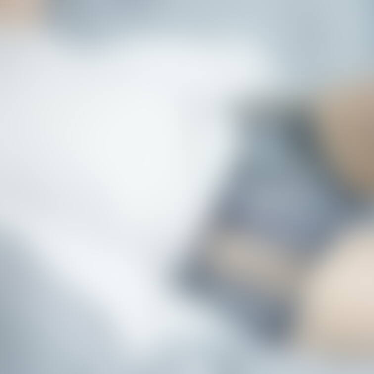 露出しに行くーー！！！
って言ったまま寝ちゃって結局露出しに行けずに寝てるところ撮られたやつ🥲