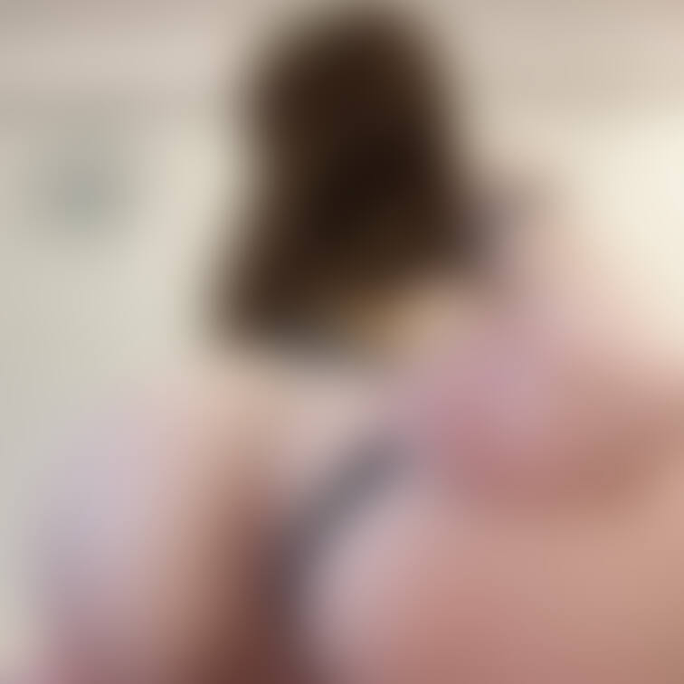 【ぷっくりおま○ことア○ルにちょーだい】
こうやって手でパンツずらして待ってるから
リカのぷっくりおま○