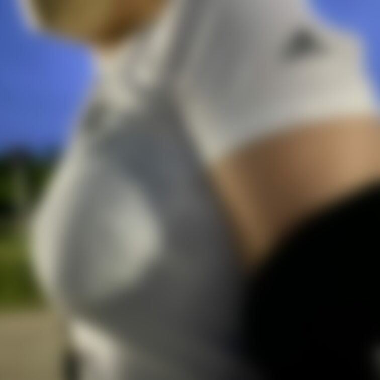 運動後は透け透けストレッチ体操ムービー　
