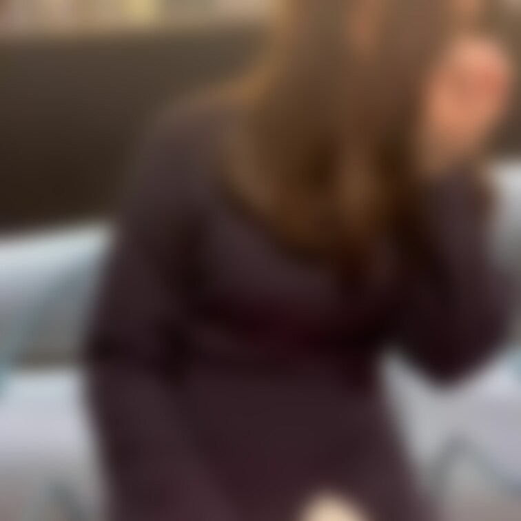 ②席についてもスイッチを切ってもらえなくて…周りに人がいたのに、何度もイッちゃった♡