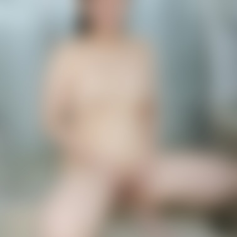 【蔵出し作品】#002_NATSUMI
NATSUMIの「おしっこで大惨事(;^_^A」(26/28ページ)
こ