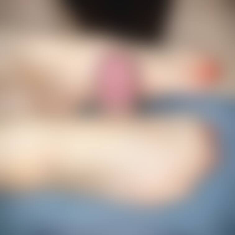 足コキ始まりました!!