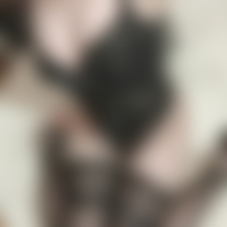 ① ガーター下着🖤
