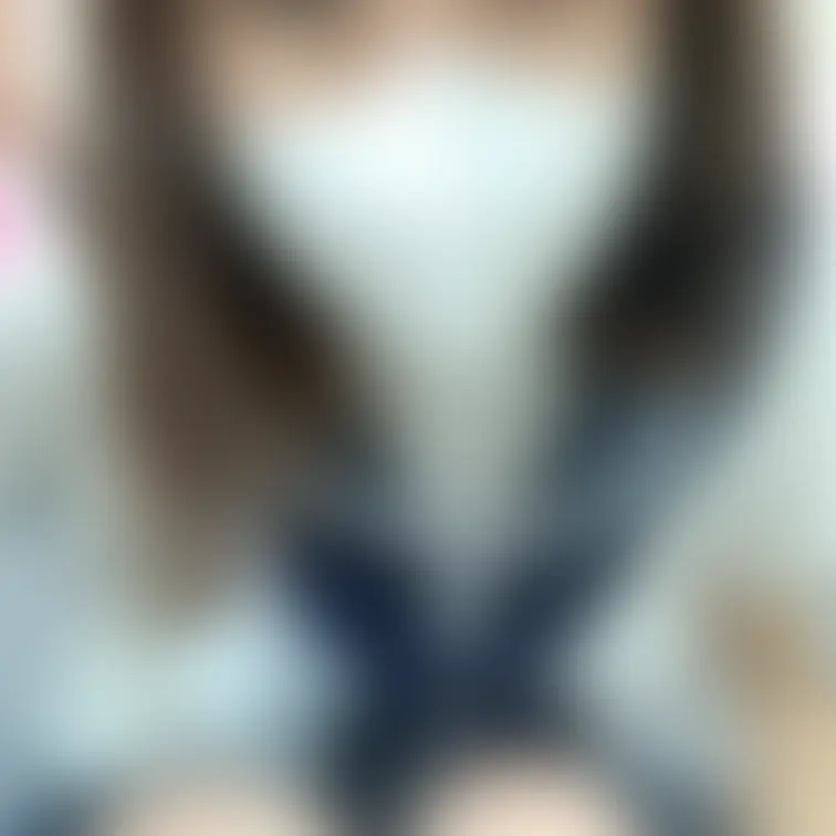 美肌巨乳の女子大生(22歳)
モデル顔負けのスタイル。
Gカップの美巨乳。
おまんこは剛毛。
バイブを咥
