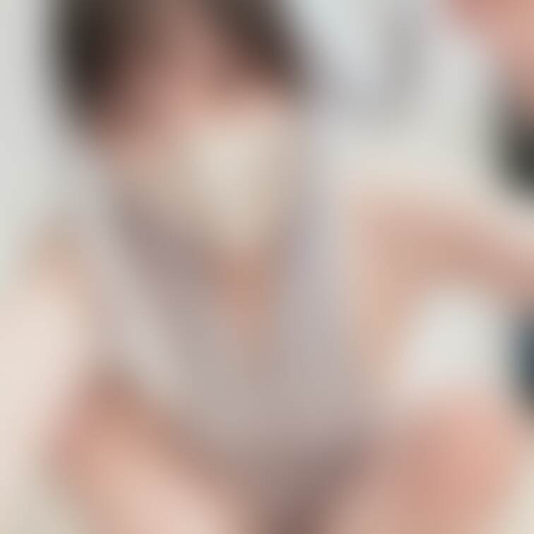 プレゼント🎁していただいた服で写真撮ってみました🐰🩷とても可愛いくて気に入っちゃいました🥺ありがとうございます😭💕