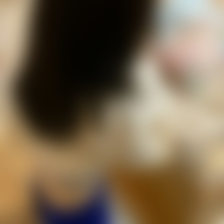 体操服の下も少しだけ…💕