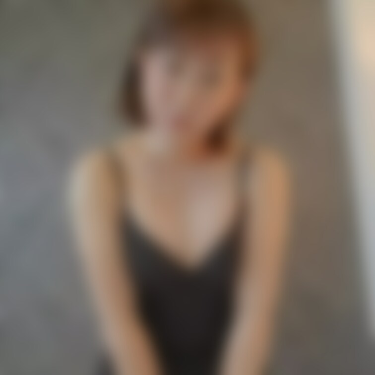 高級パンストは
切り替えもなく
オールスルーだから
下半身もよーく見える👀

履き心地も最高‼️
