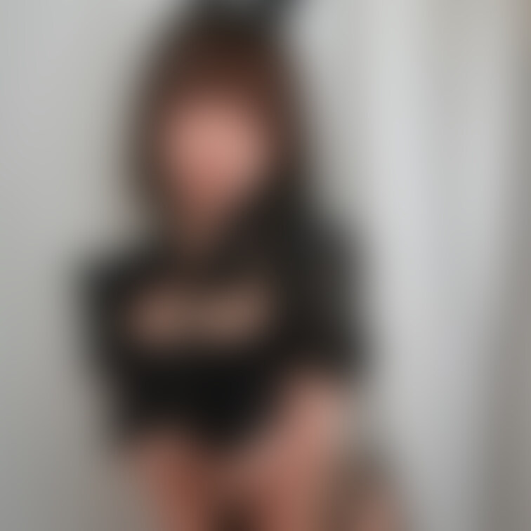 逆バニー🐰🖤
必要なところに布がない…