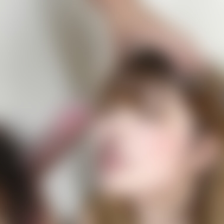 チンポを見つめる美少女！
↓本編動画はこちら↓
https://myfans.jp/posts/7b90ce53-b