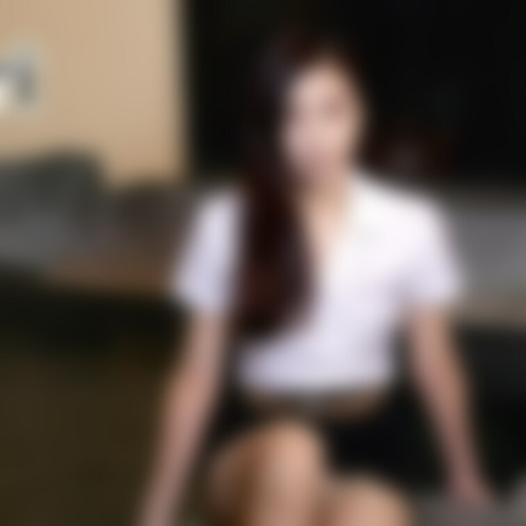 タイの大学生の制服でエッチ❤️①
制服濡れグラビア😄