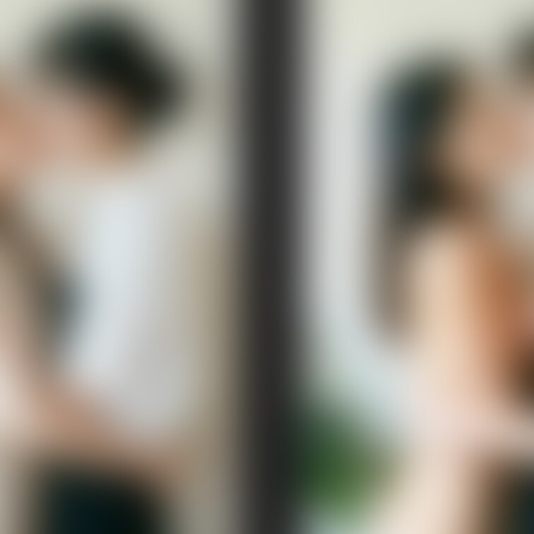 着衣と脱衣を並べた画像です。画像№567